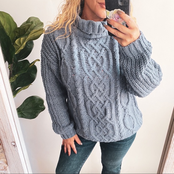 MeliRosebtq Sweaters - Last Chance! 1 left- Cozy Cable Knit Sweater - Blue Stone
